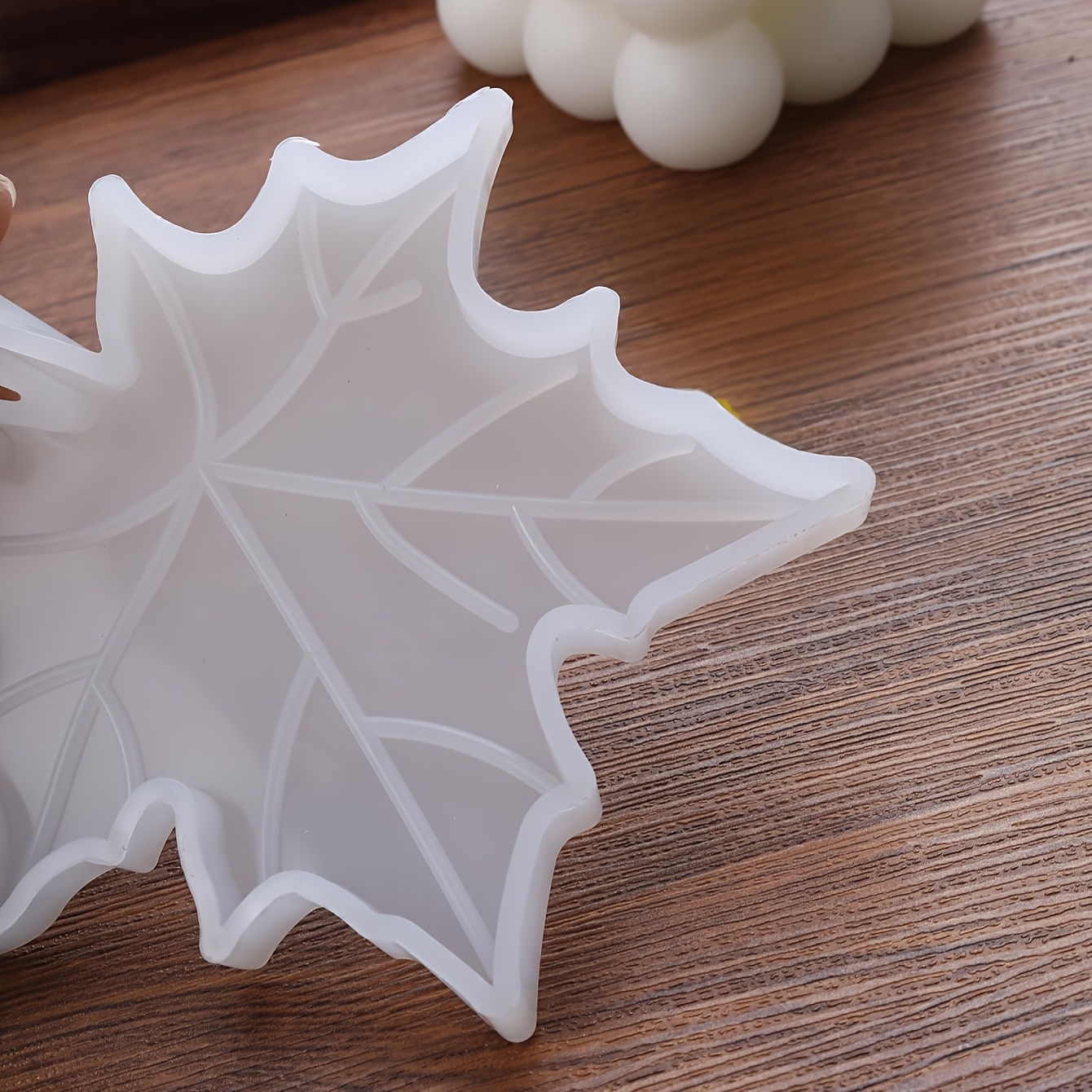 1PC Maple Leaf shaped Silicone - Candle Supplies In Bulk ulasan dan harga