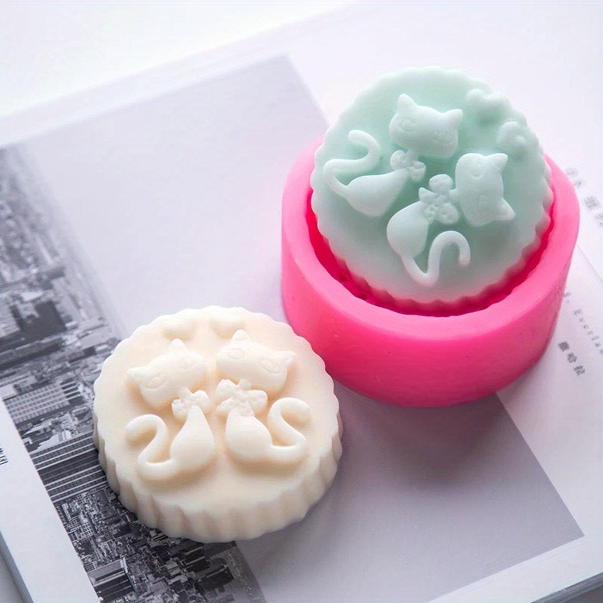 1-Piece Silicone Cat Soap Mold - Candle Supplies In Bulk ulasan dan harga