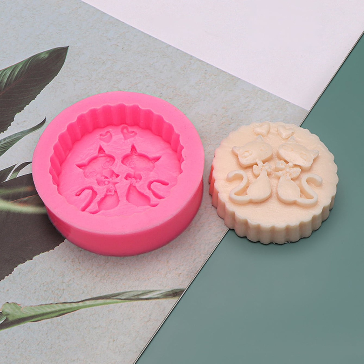 1-Piece Silicone Cat Soap Mold - Candle Supplies In Bulk ulasan dan harga