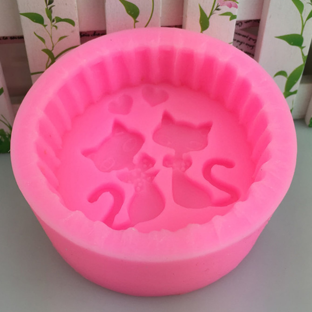 1-Piece Silicone Cat Soap Mold - Candle Supplies In Bulk ulasan dan harga